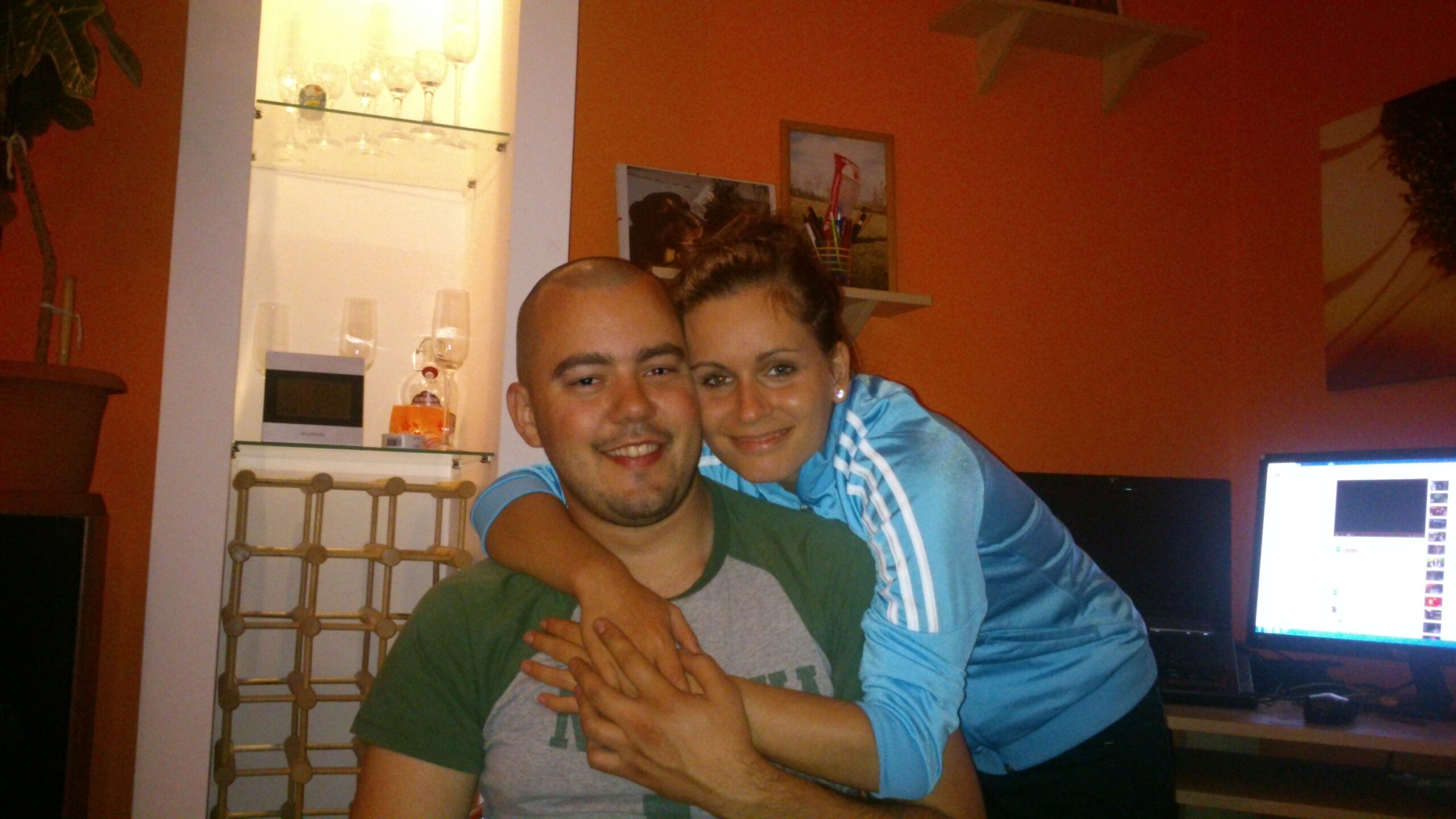 Read more about the article La Mia Doppia Vita: Il Segreto Infuocato nella Libreria delle BD