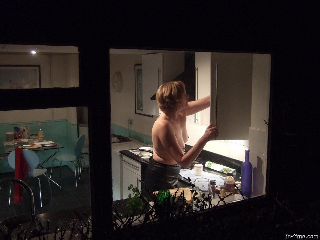 Read more about the article La Mia Doppelgänger Vita: La Scopata Clandestina che Mi Fa Tremare