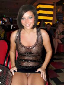 Read more about the article La Mia Doppia Vita: Moglie Perfetta e Amante Insaziabile