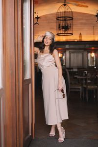 Read more about the article La Mia Doppia Vita: Moglie Perbene e Puttana del Notte a Milano