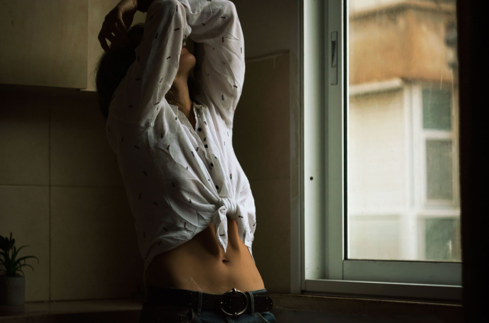 Read more about the article Confessione di una Moglie con Doppia Vita: Il Brivido del Sesso Proibito