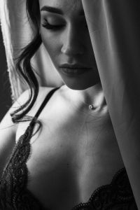 Read more about the article La Mia Doppia Vita: Una Notte di Chat Infuocata con l’Amante Segreto