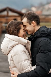 Read more about the article Confessione intima: il mio doppio gioco con i due idraulici