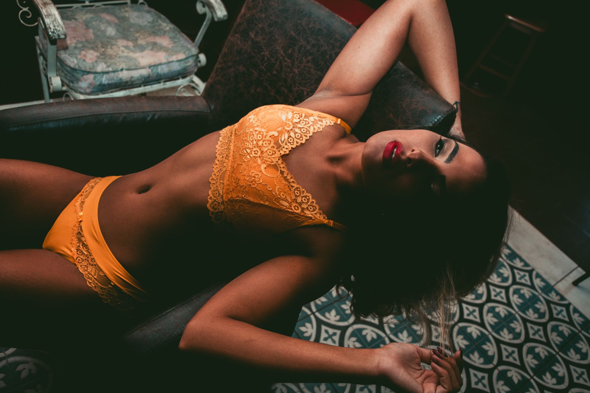 Read more about the article La Mia Doppia Vita: Lettere Segrete al Marito sul Sesso con il Capo